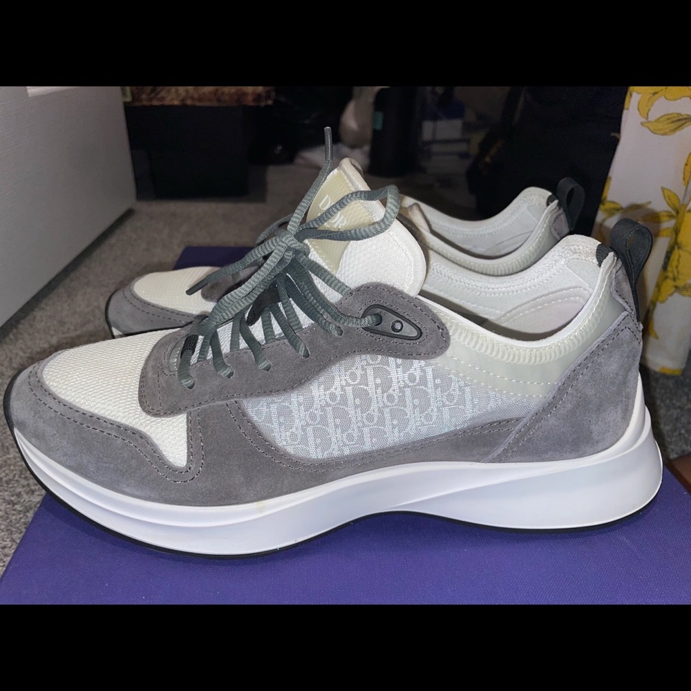 Authentic Dior B25 RUNNER SNEAKER - Gray
